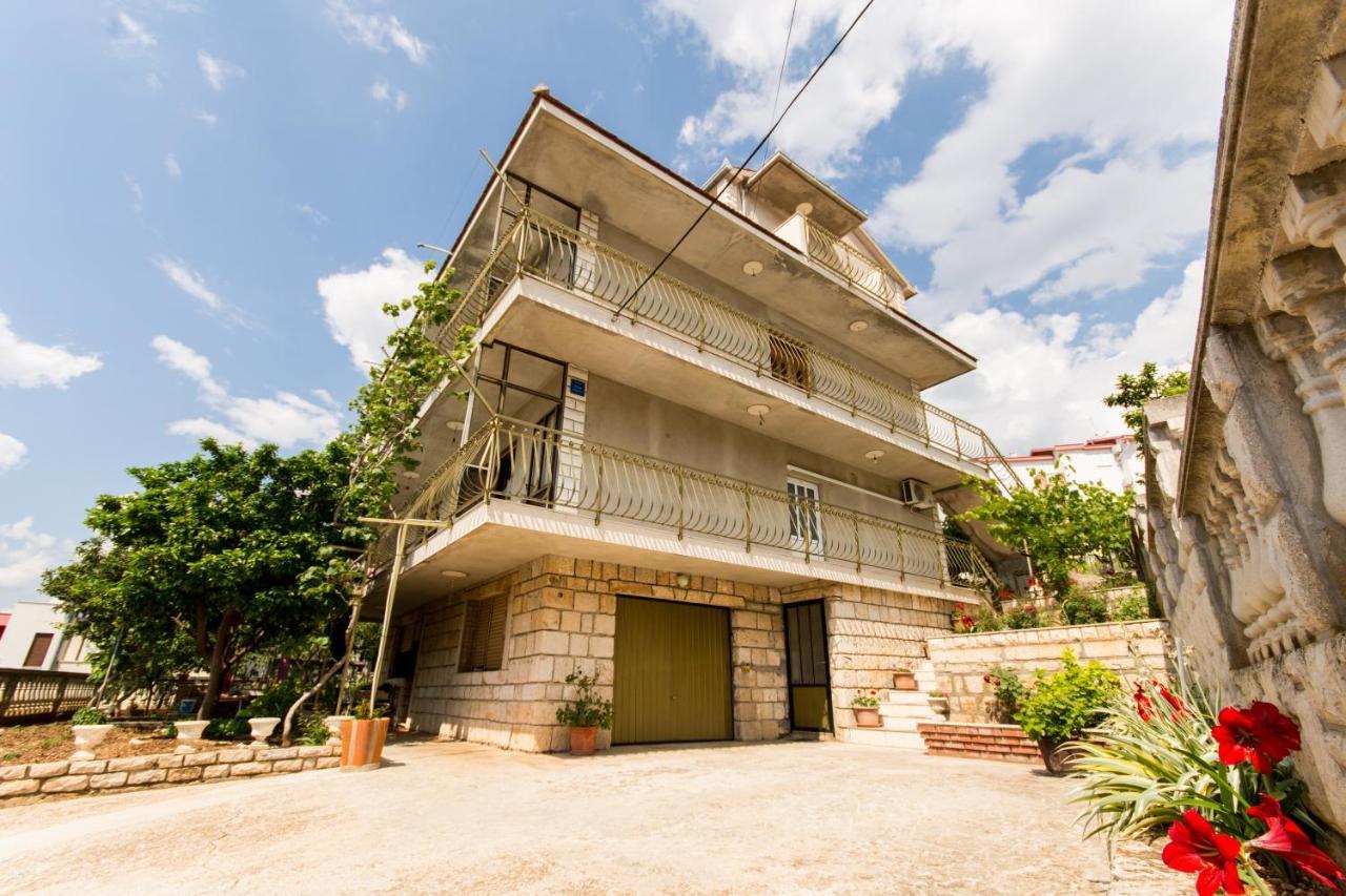 Apartmani Mila A1 & A2 & 3 Trogir Extérieur photo
