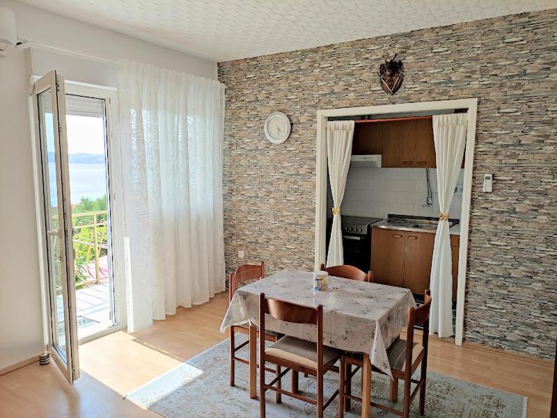 Apartmani Mila A1 & A2 & 3 Trogir Extérieur photo