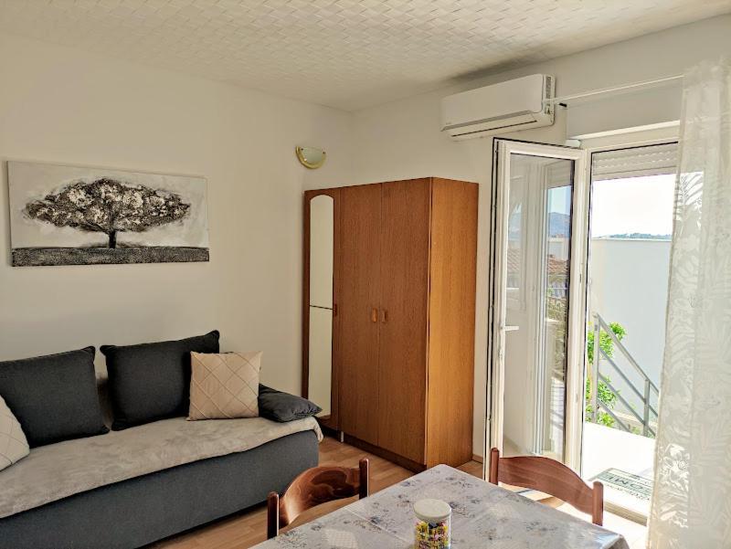 Apartmani Mila A1 & A2 & 3 Trogir Extérieur photo