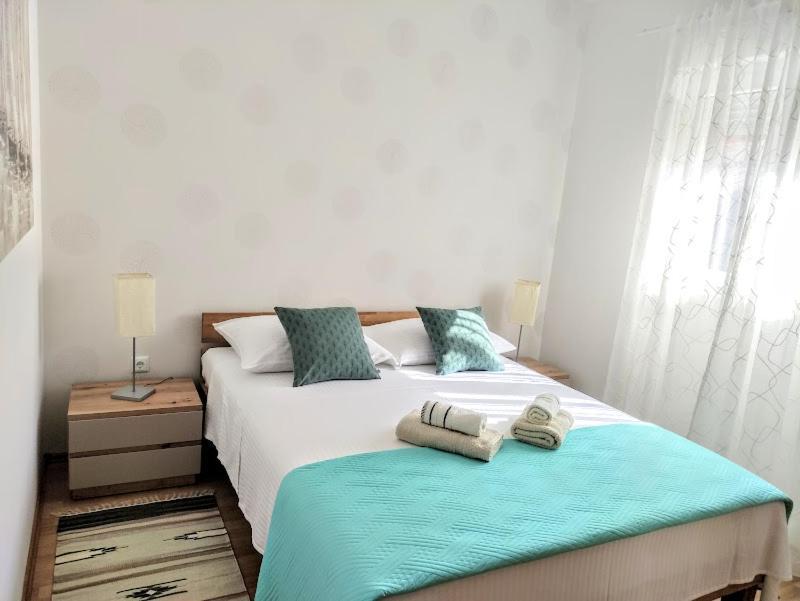 Apartmani Mila A1 & A2 & 3 Trogir Extérieur photo
